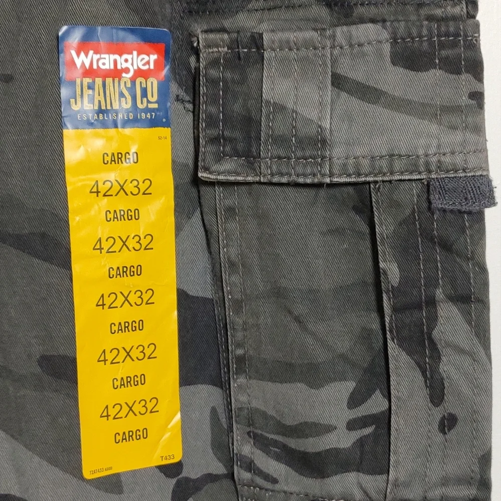 Wrangler Grey Camouflage Cargo Pants